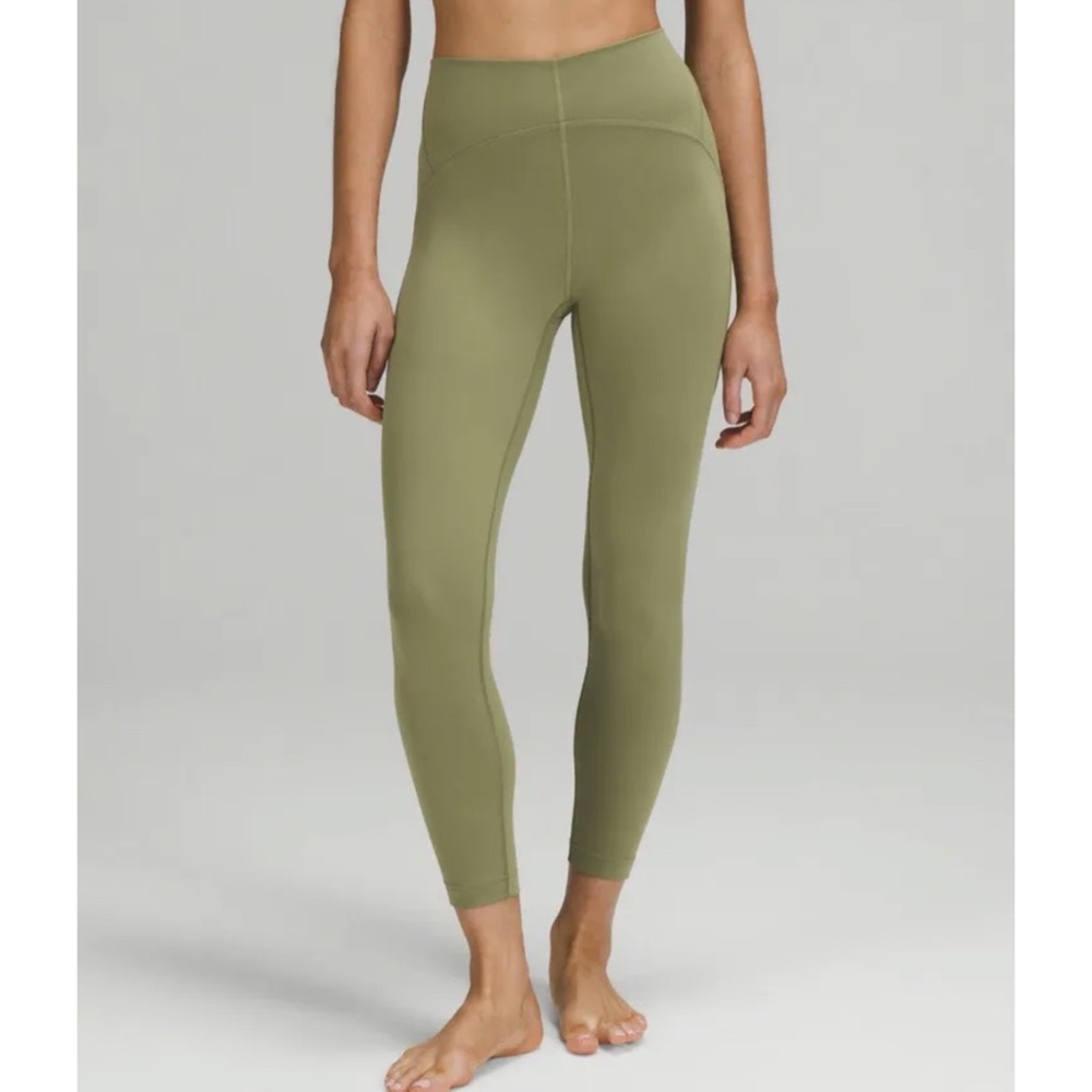 Lululemon Instill HR Tight 25” size 4